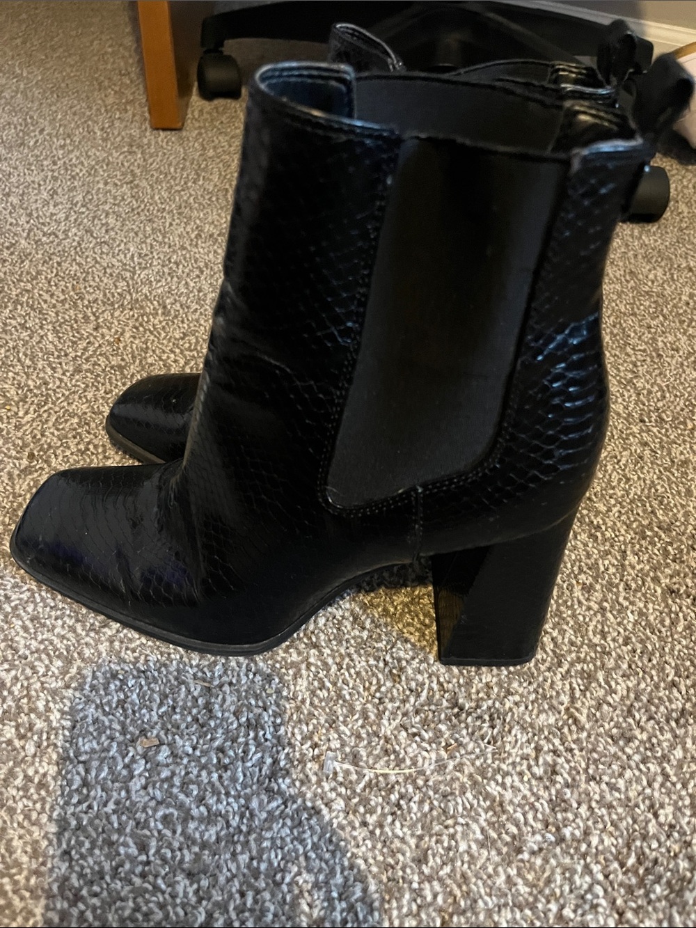 Circus by Sam Edelman Black Textured Layla Ankle Boots SZ 9.5
